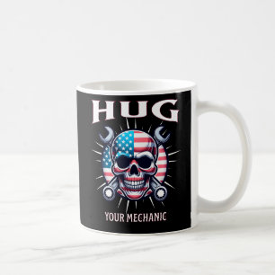 Taza De Café Abraza a tu mecánico Cráneo Patriótico Bandera Ame