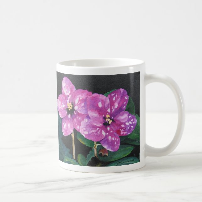 Taza De Café Abrigo alrededor de violetas rosadas (Derecha)