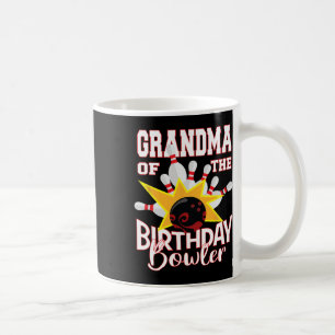 Taza De Café Abuela de la fiesta de bolos del niño del cumpleañ