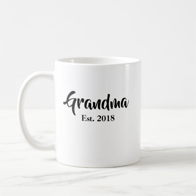 Taza De Café Abuela establecida 2018 Mug (Izquierda)