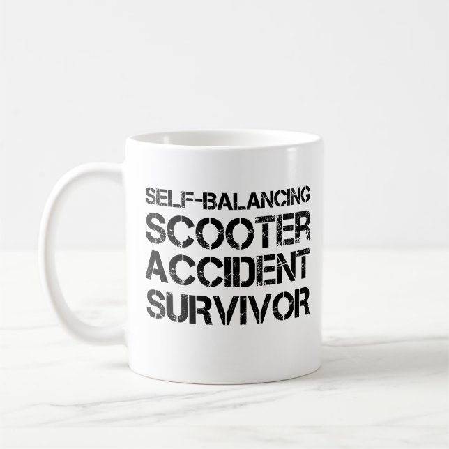 Taza De Café Accidente de Scooter que equilibra a sí mismo (Izquierda)