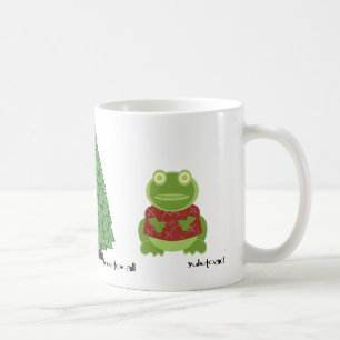 Taza De Café acebo muy en el bosque