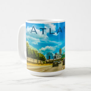 Taza De Café Acercándose a Atlanta
