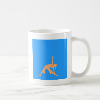 Taza De Café Actitud del triángulo de la yoga