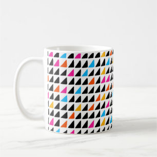Taza De Café Acuarela moderna con triángulos azules. Mar