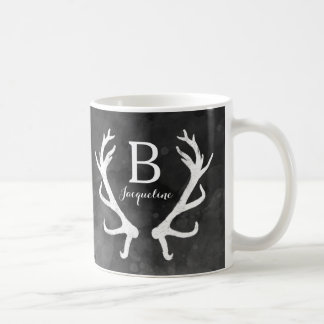 Taza De Café Acuarela negra y monograma rústico de las astas de