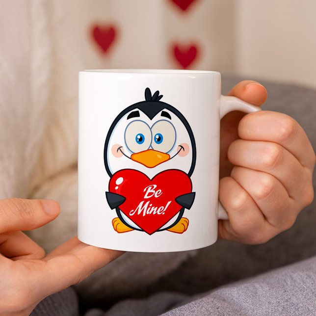 Taza De Café Adorable Penguin Holding Be Mine Heart (Subido por el creador)