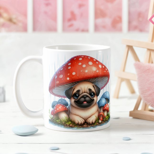 Taza De Café Adorable Pug Puppy Bajo El Paraguas Del Mushroom (Subido por el creador)