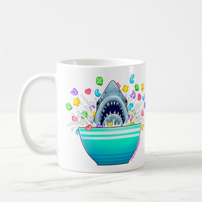 Taza De Café Afortunada Shirt (Parodia de Jaws & Lucky Charms) (Izquierda)