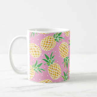 Taza De Café Agradable piña en el fondo de los puntos de polka 