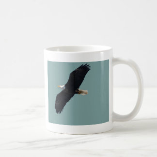 Taza De Café águila calva en vuelo