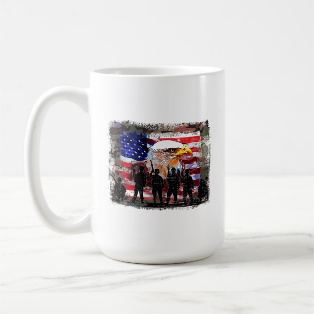 Taza De Café Águila con bandera estadounidense y jarro de solda (Izquierda)