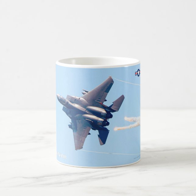 TAZA DE CAFÉ ÁGUILA DE HUELGA F-15E (Centro)