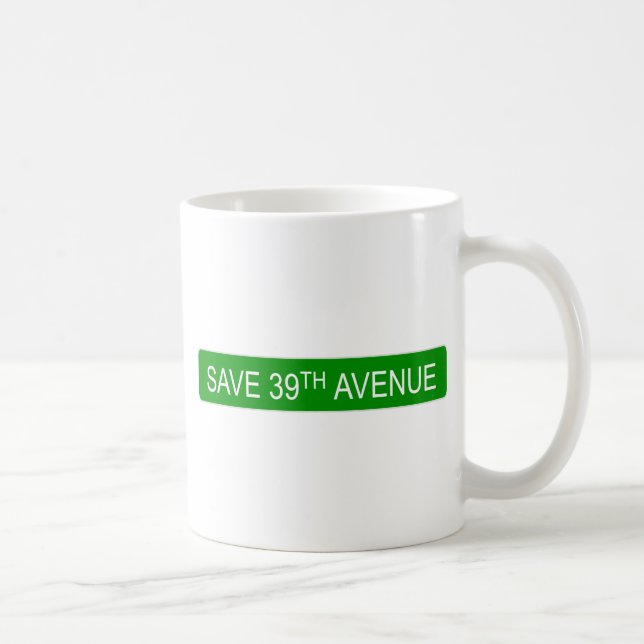 Taza De Café Ahorre la 39.a avenida (Derecha)