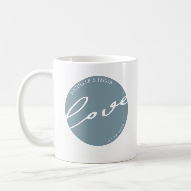 Taza De Café Airy Pastel | Mug de escritura de amor monograma (Izquierda)