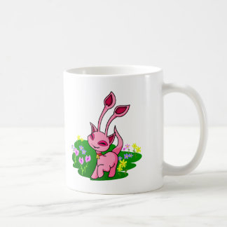 Taza De Café Aisha rosado Prancing a través de las flores