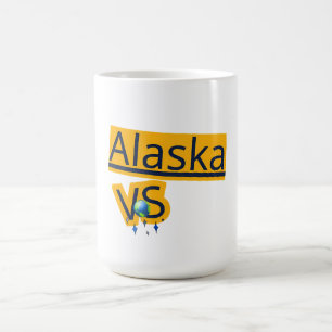 Taza De Café Alaska VS El Mundo - Gráfico Retro Audaz Universit