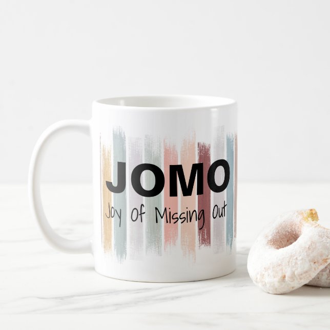 Taza De Café Alegría de JOMO de faltar hacia fuera movimientos (Con donut)
