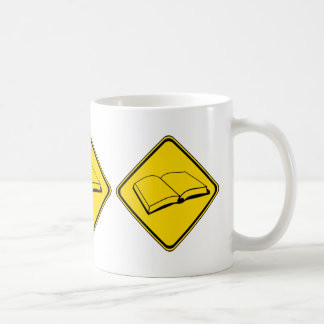 Taza De Café Alerta: ¡Libros por delante!