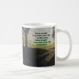 TAZA DE CAFÉ ALGUNAS PERSONAS ENTRAN EN TU MUG DE VIDA