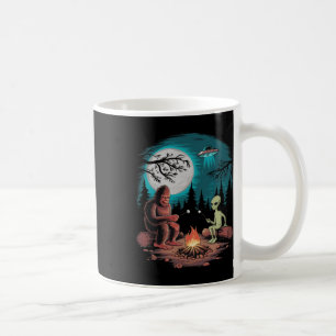 Taza De Café Alienígena Divertido y Bigfoot Caminando Luna Sasq