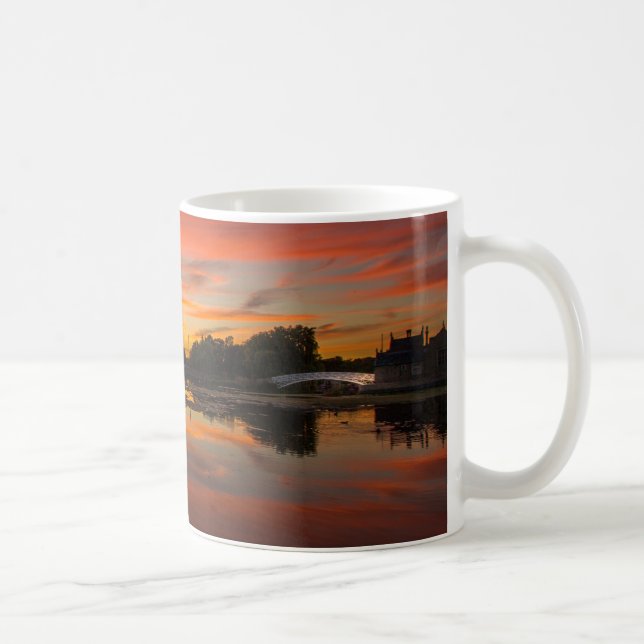 Taza De Café Amanecer del paso elevado, Godmanchester (I) (Derecha)