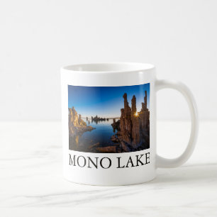 Taza De Café Amanecer en el lago Mono, California