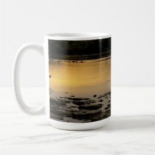 Taza De Café Amanecer sobre el río Maumme