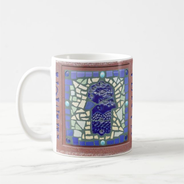 Taza De Café Amarillo y verde azules del mosaico de Hamsa (Izquierda)