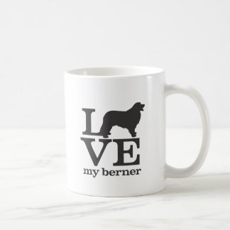 Taza De Café Ame mi perro de montaña de Bernese