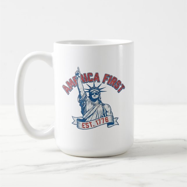 Taza De Café AMERICA FIRST - Est. 1776 (Izquierda)