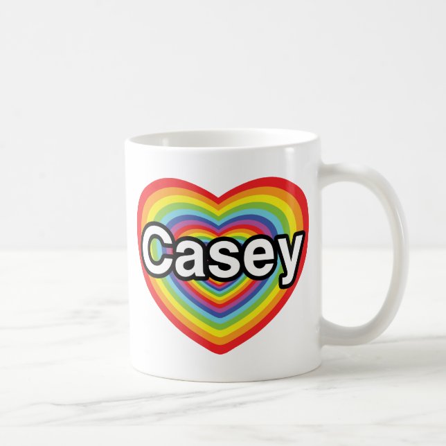 Taza De Café Amo a Casey: corazón de arco iris (Derecha)