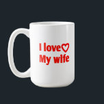 Taza De Café Amo a mi esposa - Regalo romántico para esposa, es<br><div class="desc">Expresa tu amor con esta taza de "Amo a mi esposa", una manera dulce y reflexiva de alegrar su día. Perfecto como un regalo romántico para esposa, esposo, parejas, aniversarios, bodas, cumpleaños o San Valentín. Esta taza de cerámica duradera es lavavajillas y caja fuerte con microondas, lo que lo convierte...</div>