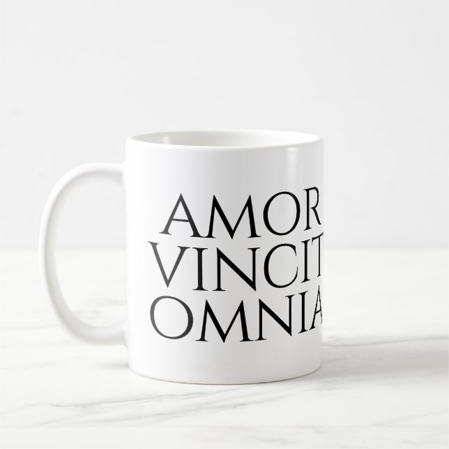 Taza De Café Amor Vincit Omnia (Izquierda)