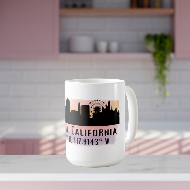 Taza De Café Anaheim Skyline Latitude y longitud (Subido por el creador)