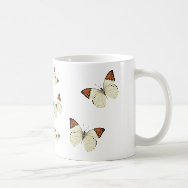 Taza de café anaranjada de las mariposas de la (Derecha)