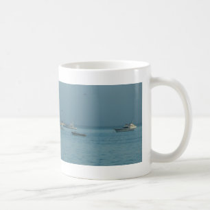 Taza De Café Anclado en la bahía de Morro