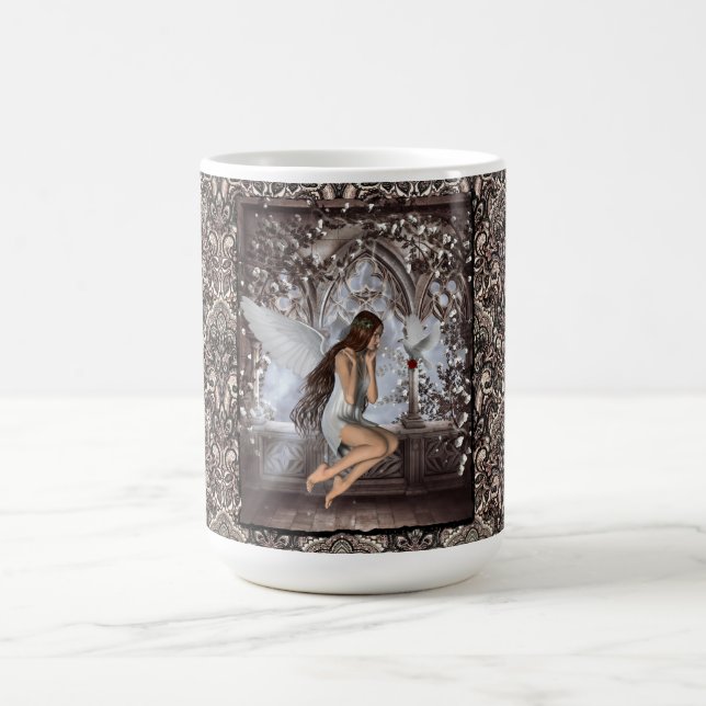 Taza De Café Ángel gótico y su paloma (Centro)