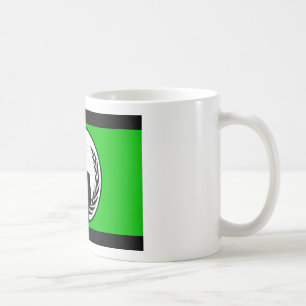 Taza de café anónima de la bandera