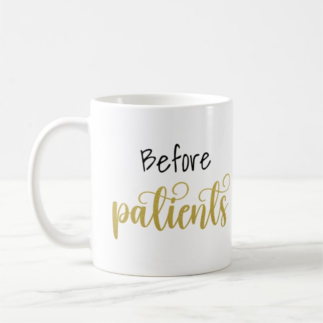 Taza De Café Antes de los pacientes Médico de enfermería divert (Izquierda)