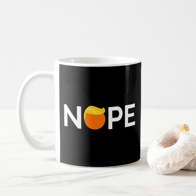 Taza De Café Anti-Trump - Edición No-Papa (Con donut)