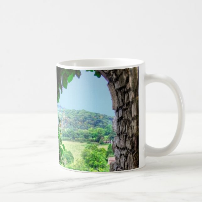 Taza De Café Antiguos lugares históricos, ruinas de castillo de (Derecha)
