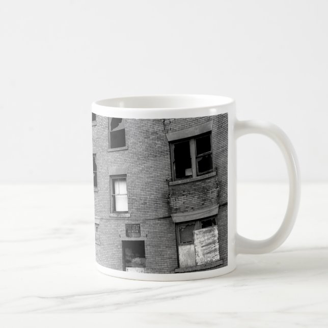 Taza De Café Apartamento Abandonado en Alquiler (Derecha)