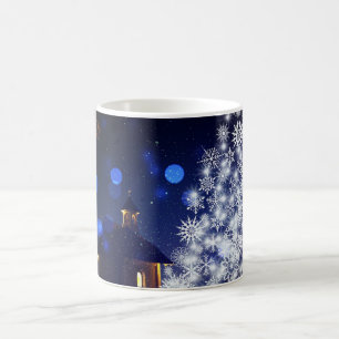 Taza De Café Árbol de Navidad brillante con fondo azul