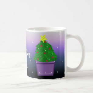 Taza De Café Árbol de Navidad en una maceta púrpura