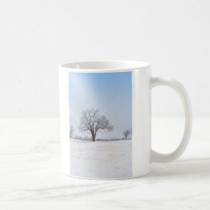 Taza De Café Árbol de roble de invierno resaltado