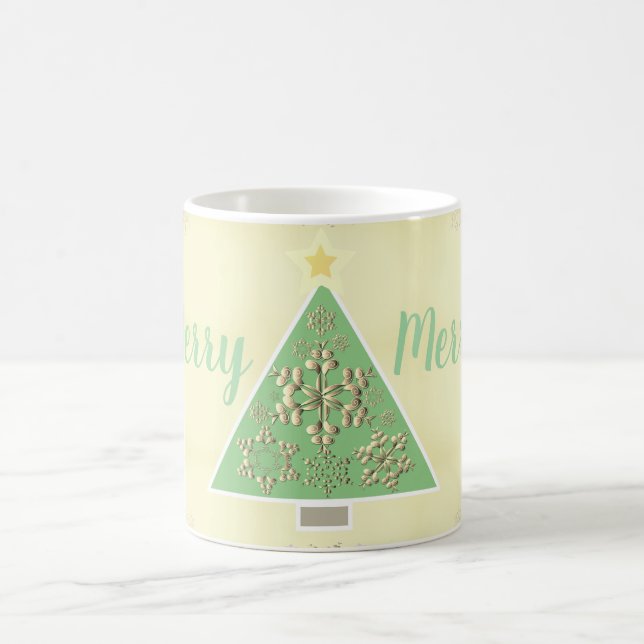 Taza De Café Árbol navideño de "Feliz Feliz" y copos de nieve (Centro)