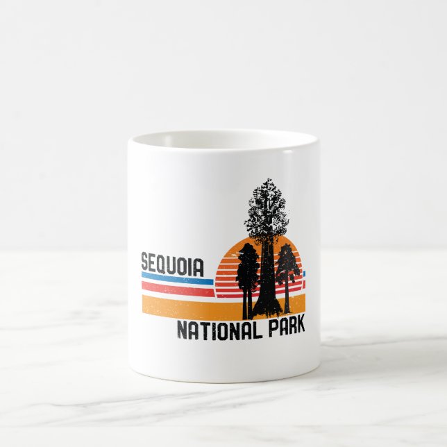 Taza De Café Árbol retro de la secoya del parque nacional de (Centro)