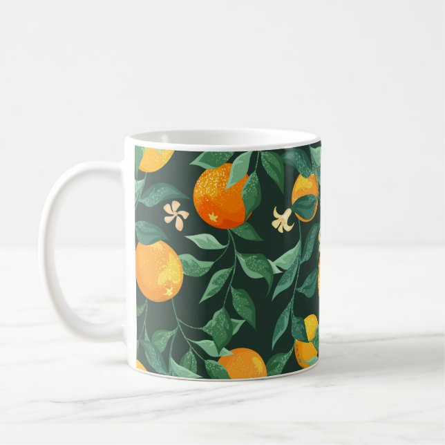 Taza De Café árboles naranjas, ramas floridas en una playa verd (Izquierda)