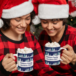 Taza De Café Árboles navideños personalizados invierten el invi
